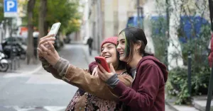 AMICHEMAI - Immagine: 3